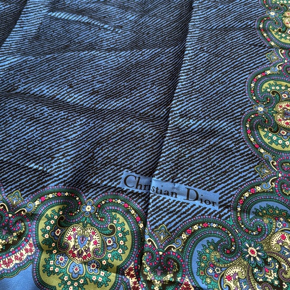 Christian Dior Scarf - Picture 3 of 6